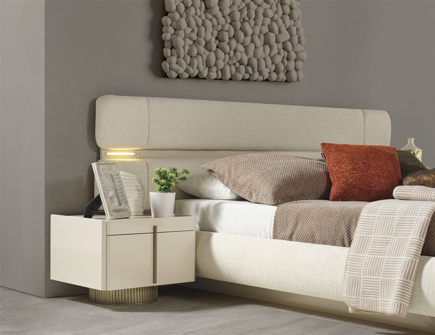 BELLA YATAK ODASI TAKIMI