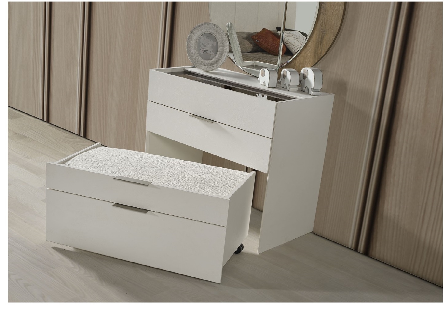 STELLA YATAK ODASI TAKIMI